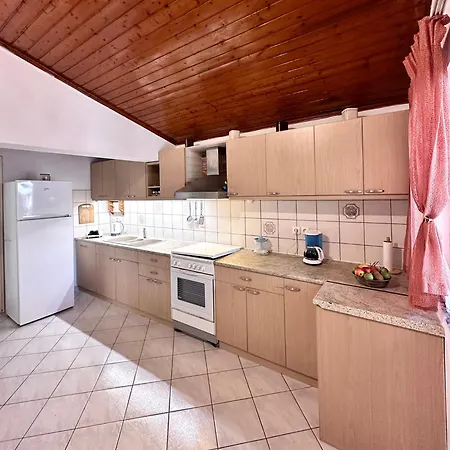 Katerinas House 2 Apartment Skriperon Exterior photo